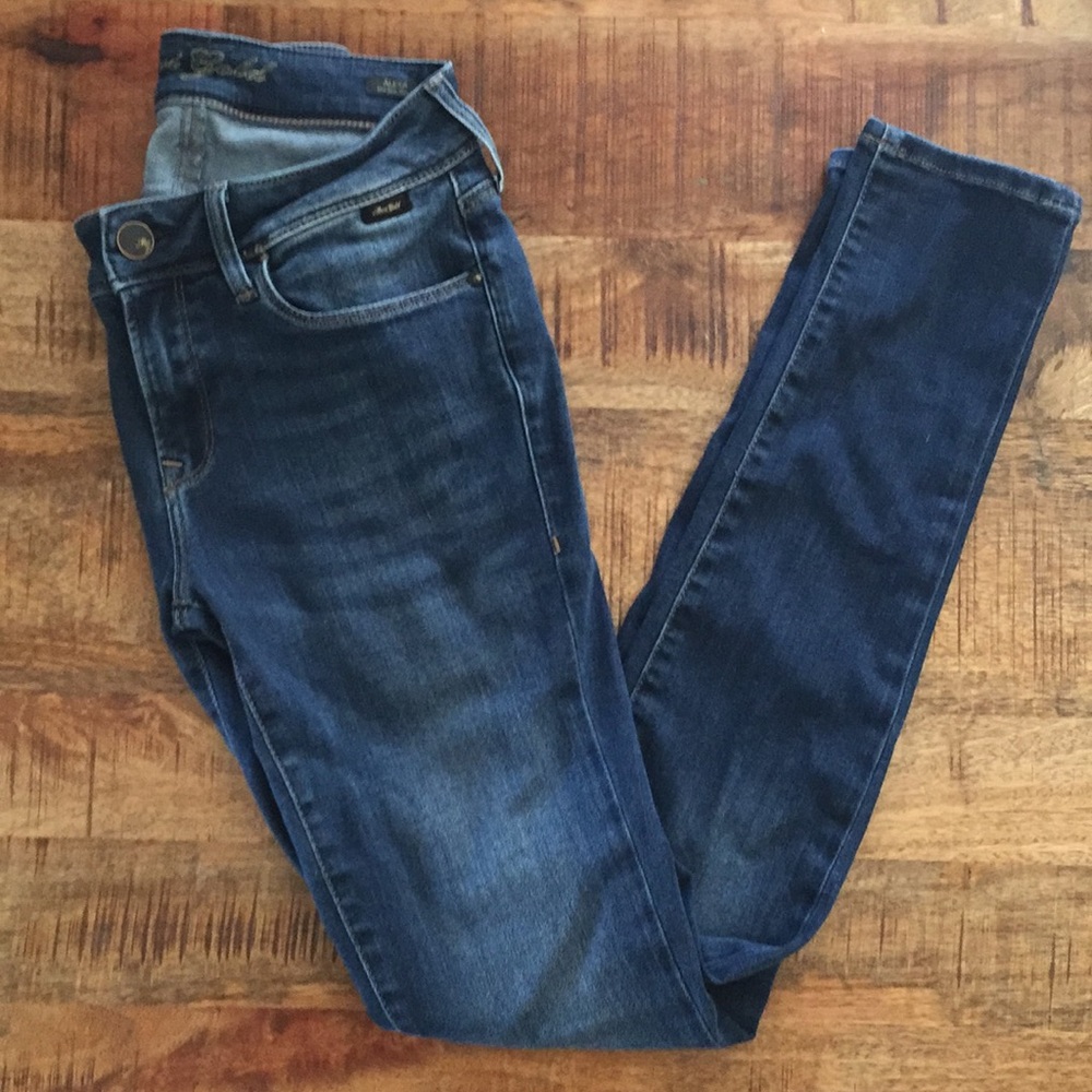 Skinny jeans